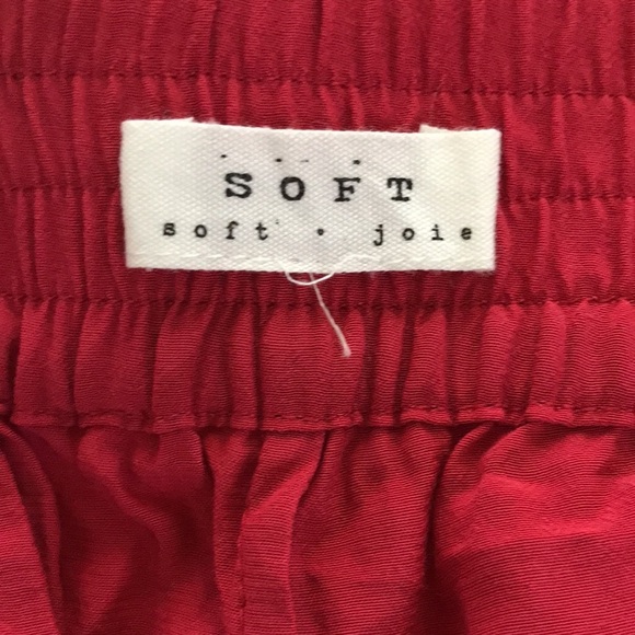 Joie red shorts size 4 - Picture 2 of 3